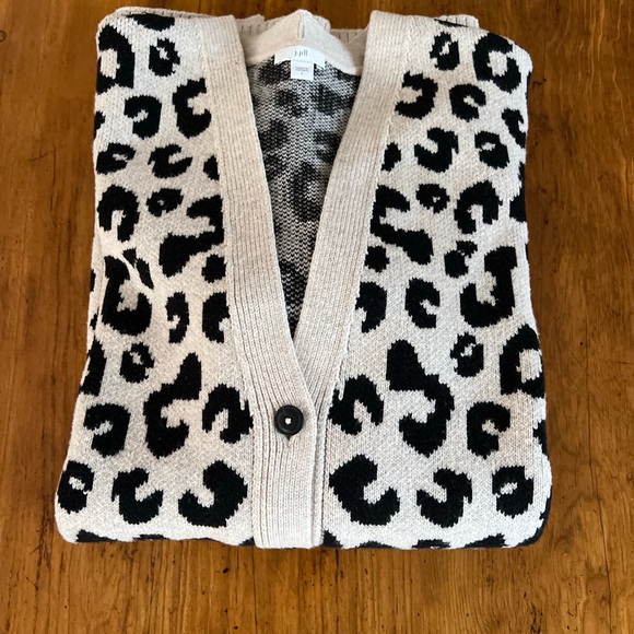 J. Jill Leopard 3 Button Cardigan Sweater EUC - Picture 12 of 12